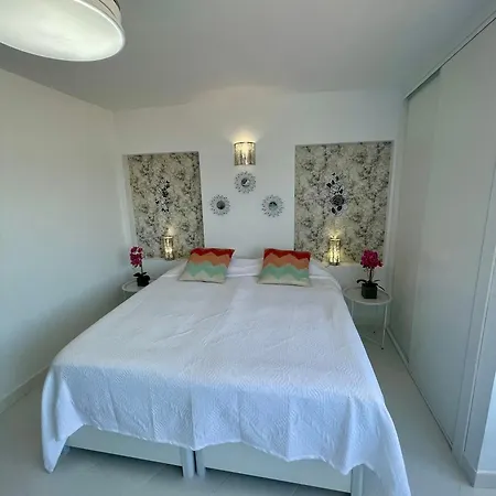 Sunny Beachside Retreat With Mountain And Sea Views Fuengirola Exterior foto